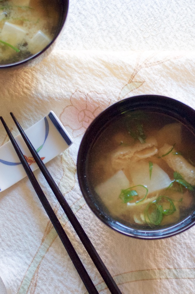 汤和汤在汤里，是在日本的汤里。他们很简单！